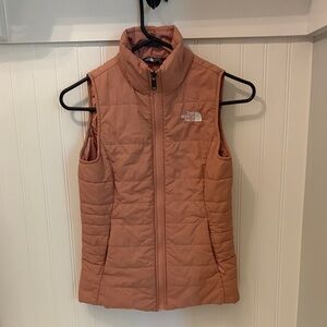 The North Face Quilted Vest - Peachy Rose